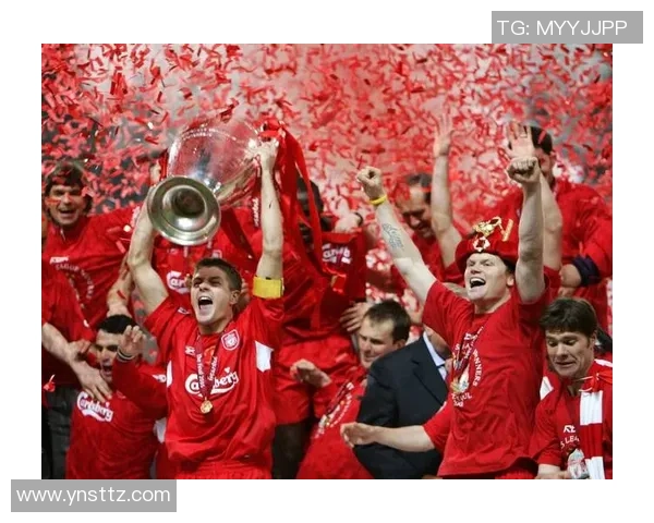 四位足球巨星的命运交响曲：荣耀、挑战与转折的故事