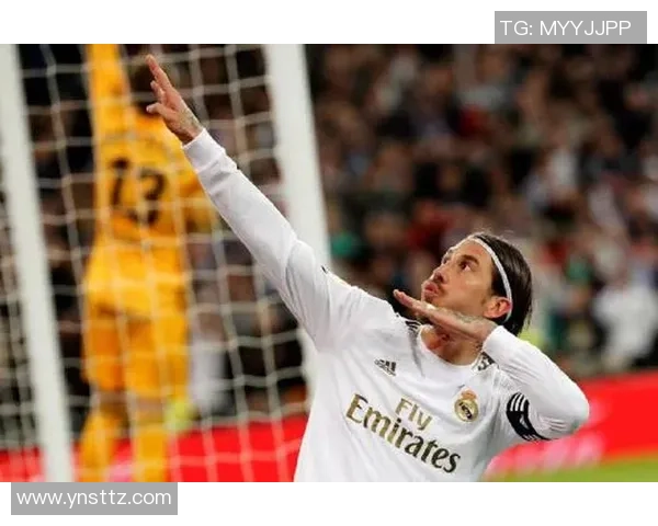 拉莫斯吸烟事件曝光 球场硬汉背后的烟草习惯引热议