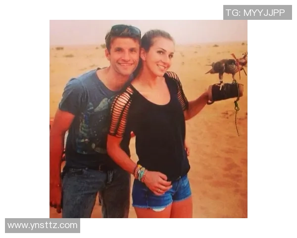 日本足球球星社交媒体动态揭秘他们背后的真实生活与训练时光 日本足球球星社交媒体动态揭秘他们背后的真实生活与训练时光