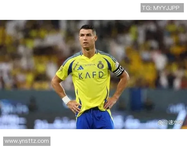 球场上的魅力与技巧并存 球星们如何用帅气征服足球世界