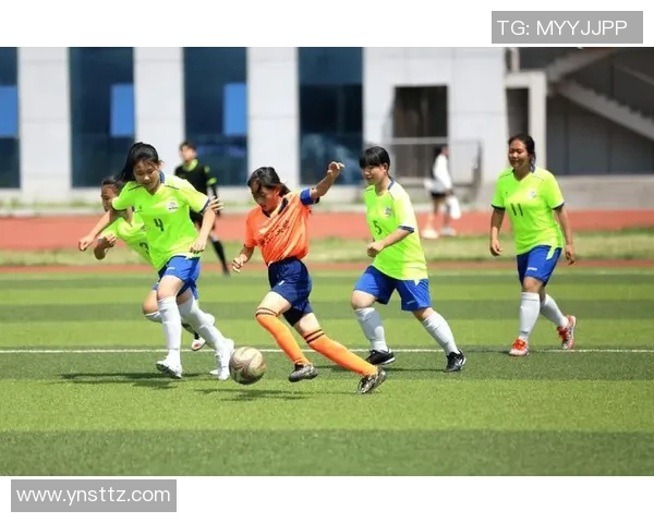 足球星伯伯带你走进绿茵场感受激情与梦想的璀璨旅程